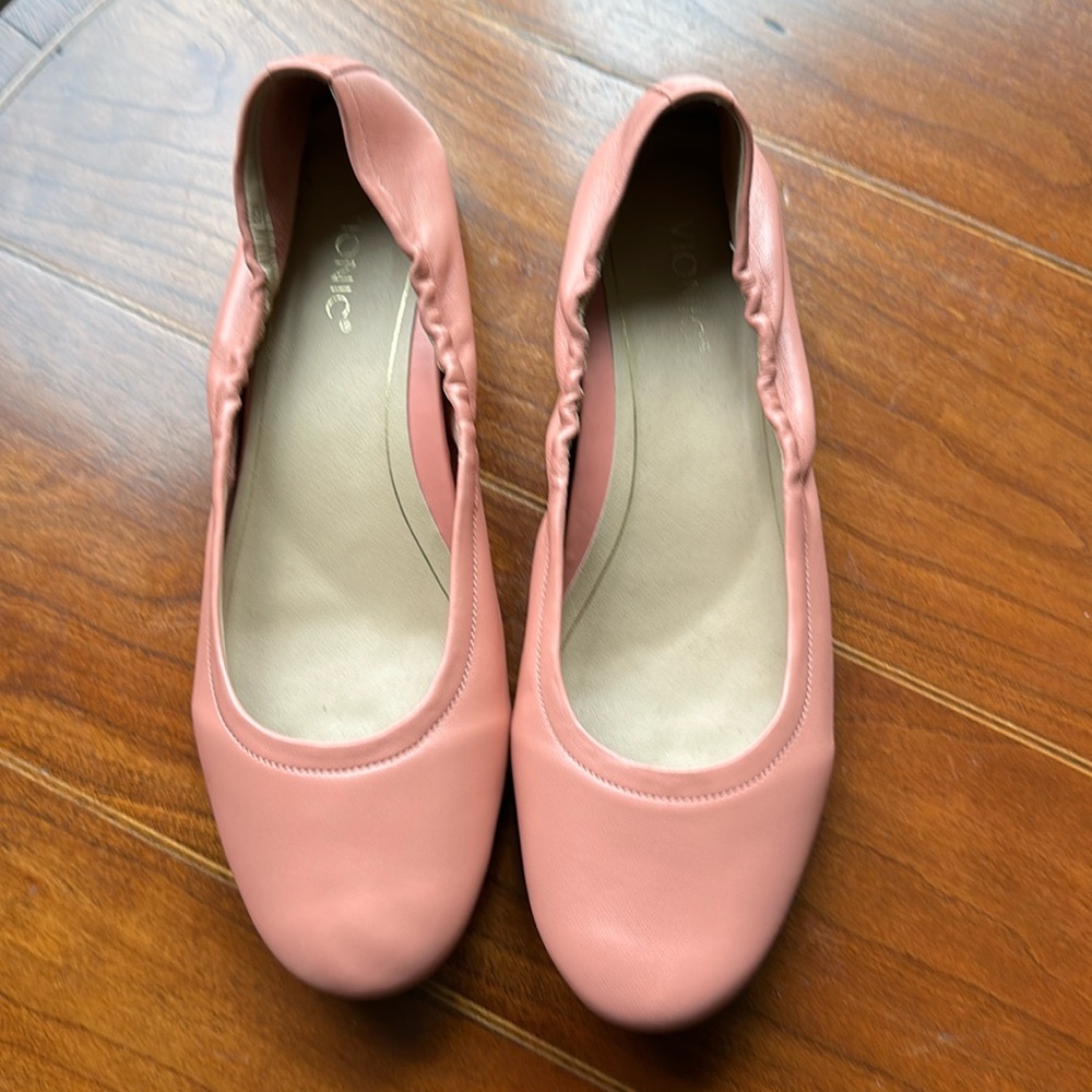 Vionic Alexa Slip On Size 9.5 Terra Cotta